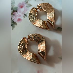 Geo stud earrings A77
